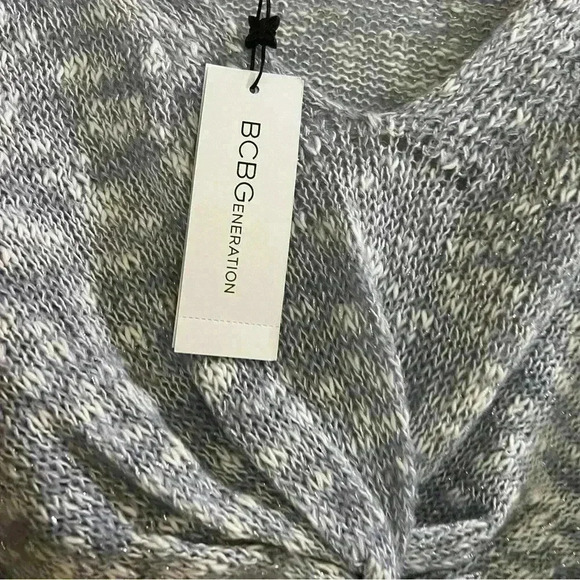 NWT BCBGeneration Women's Eventide Twist Hem V-Neck Crop Sweater Size multiple - Picture 3 of 10